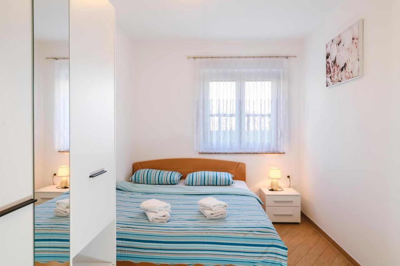 Apartments Mirela โคเปร์ ภายนอก รูปภาพ